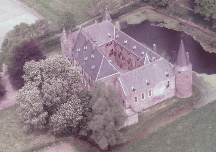 Château d'Hernen vu du ciel aux Pays Bas Maison de Béthune Steenhuys Ennetières